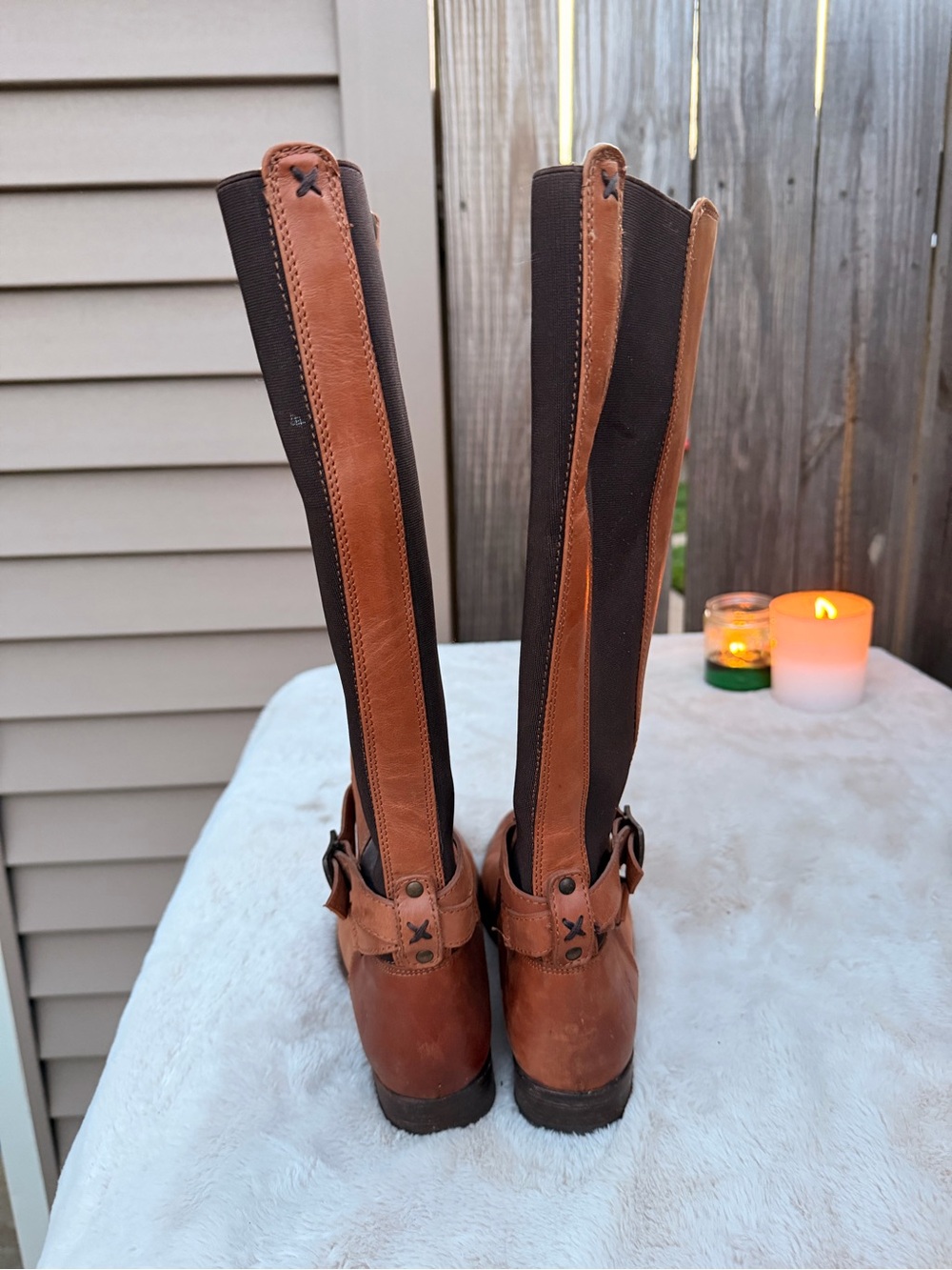 Frye Beige Leather Boots with Dark Brown Trim Size 8 - Picture 3 of 16
